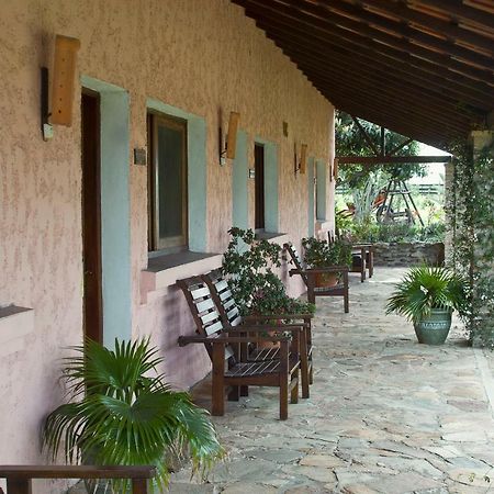 Mal Abrigo Estancia Turistica Finca Piedra מראה חיצוני תמונה