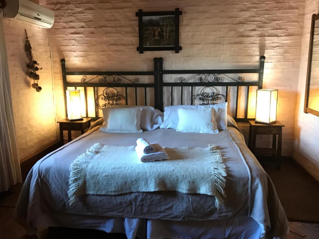 Mal Abrigo Estancia Turistica Finca Piedra מראה חיצוני תמונה